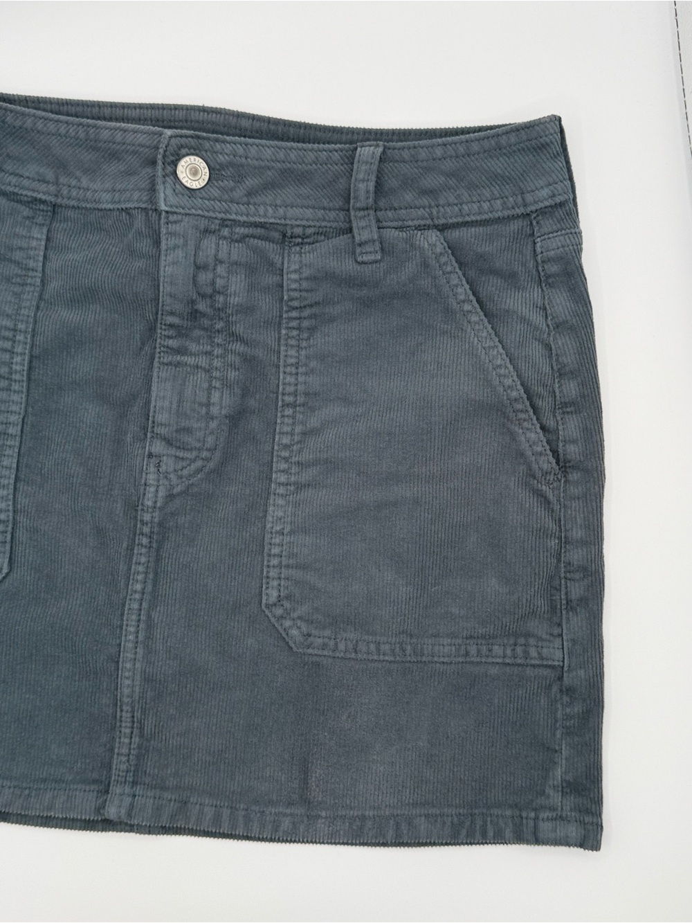 American Eagle Women’s Stormy Blue Corduroy Stretch High Rise Mini Skirt Size 8 - Picture 2 of 8